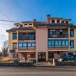 Le Dorat 38 Santilla Del Mar