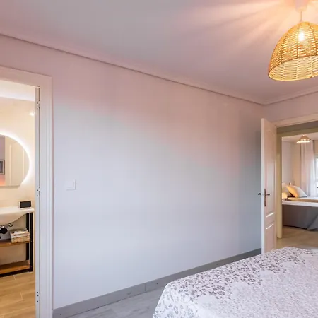 Le Dorat 38 Santilla Del Mar 산틸라나델마르