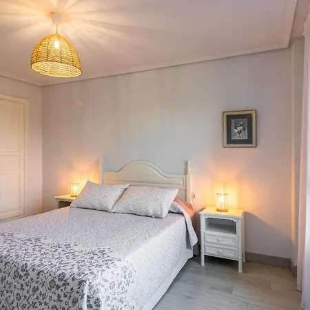 Le Dorat 38 Santilla Del Mar